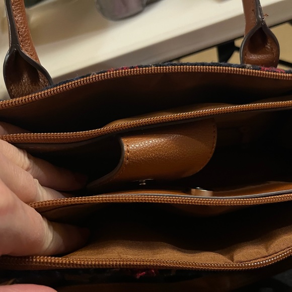 Beautiful Purse - Picture 7 of 8